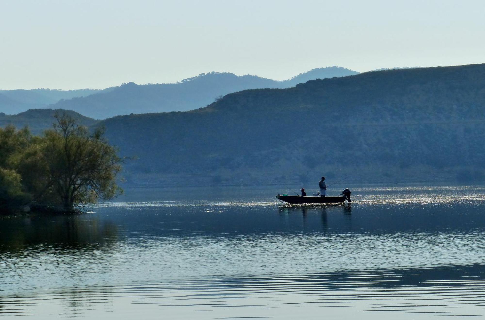 Taiga Lake Caspe Extérieur photo
