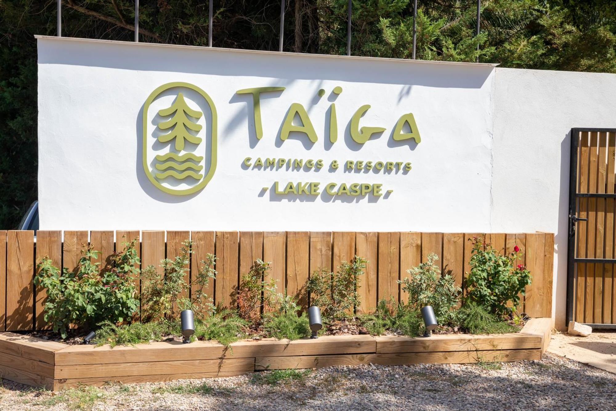 Taiga Lake Caspe Extérieur photo